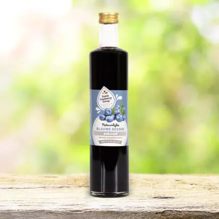 Fles blauwe bessensiroop van Dutch Cranberry 500ml – biologisch, fruitig, zonder kunstmatige toevoegingen